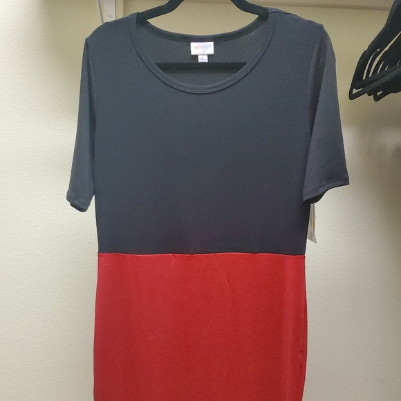 Lularoe Julia - Picture 1 of 1